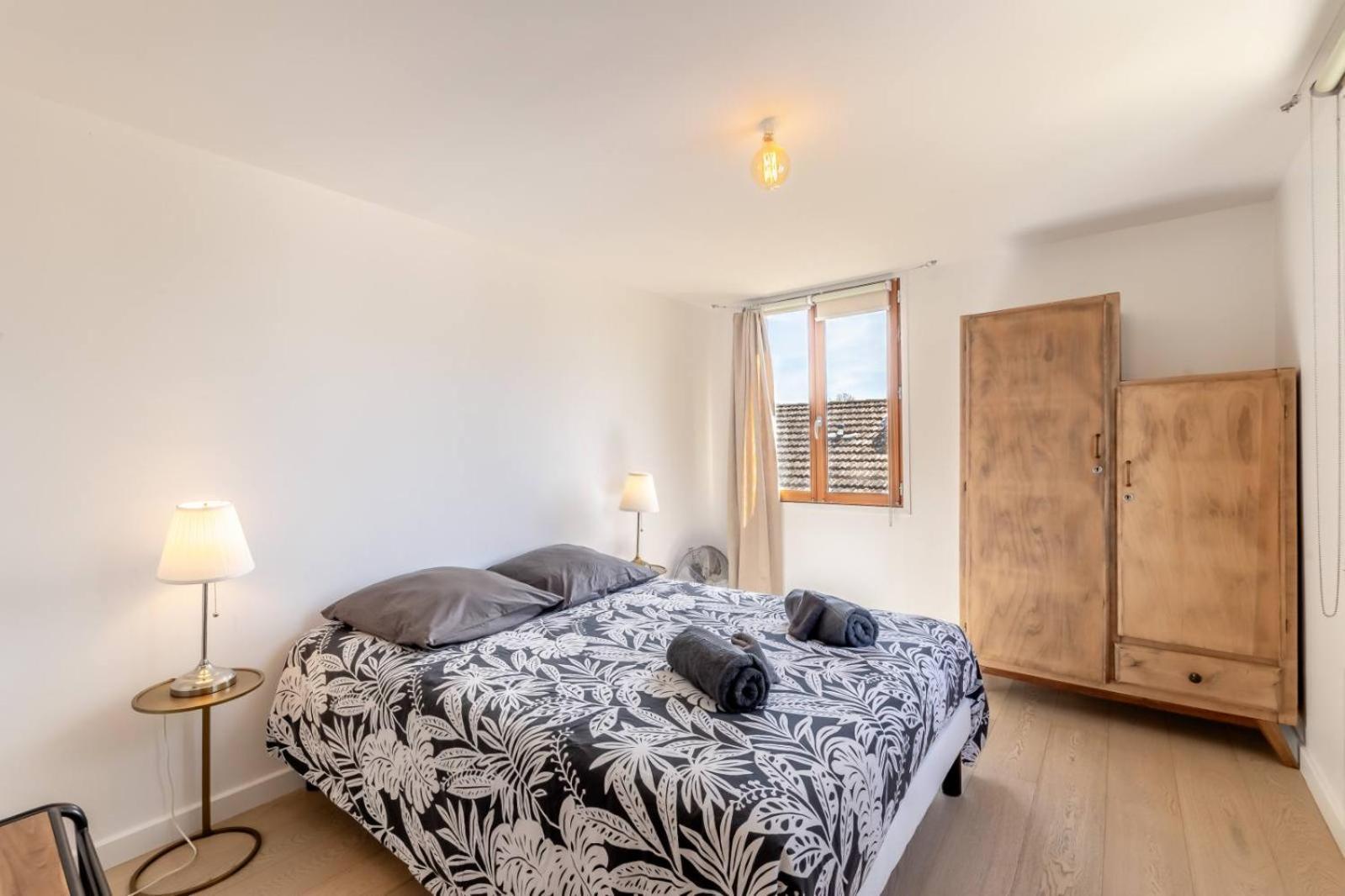 Olive- Vaste Appartement Donnant Sur La Sorgue ลีล-ซูร์-ลา-ซอร์ก ภายนอก รูปภาพ