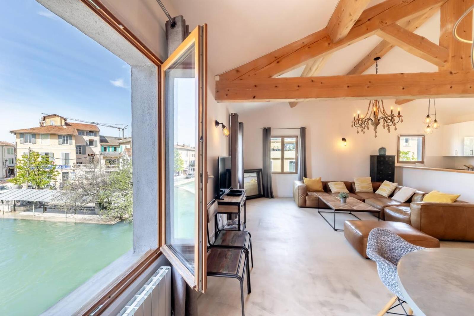 Olive- Vaste Appartement Donnant Sur La Sorgue ลีล-ซูร์-ลา-ซอร์ก ภายนอก รูปภาพ